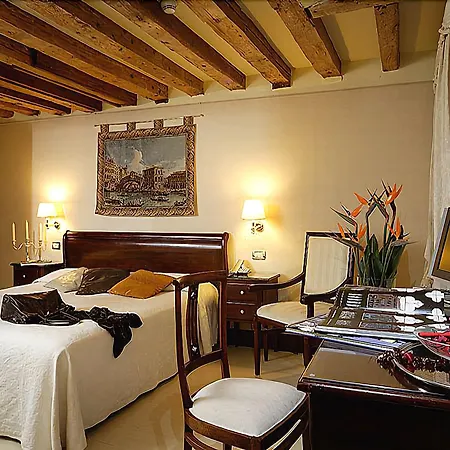 Ca' Del Nobile Hotel 3*