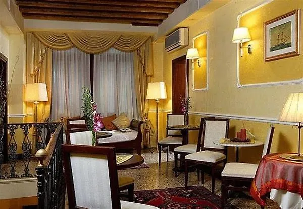 Hotell Ca' Del Nobile 3*