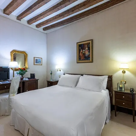 Ca' Del Nobile Hotel 3*
