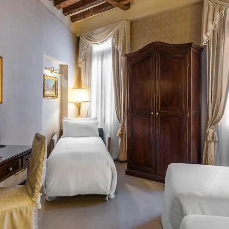 Otel Ca' Del Nobile 3*