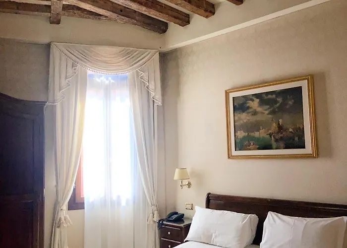 Ca' Del Nobile 3* Venise